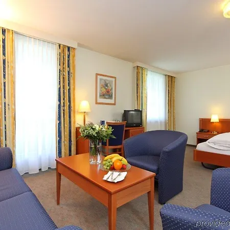 Hotel Schiff Am Rhein 3*