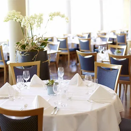 Schiff Am Rhein 3*