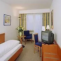 Hotel Schiff Am Rhein 3*